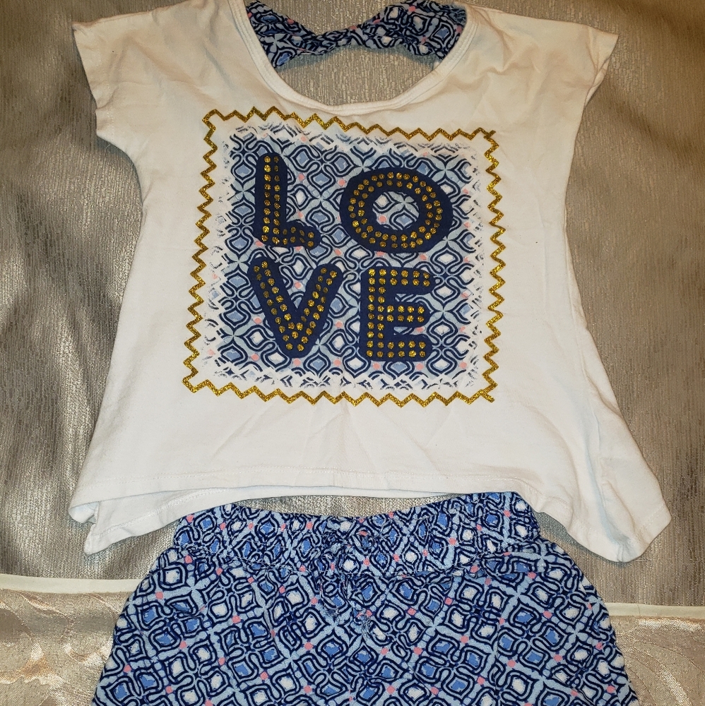 Girls short outfit